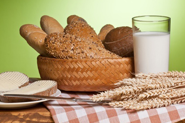 Potravinárom by mal štát odpustiť polročné odvody, SP ale ešte komunikuje s EK chlieb